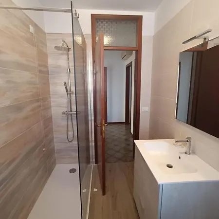 Confine Apartmán