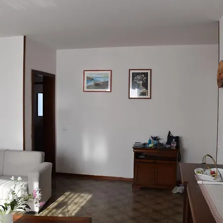 Confine Apartmán